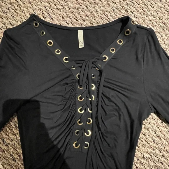 CY Soft stretchy long black gold detail long sleeve ruched - Picture 4 of 7